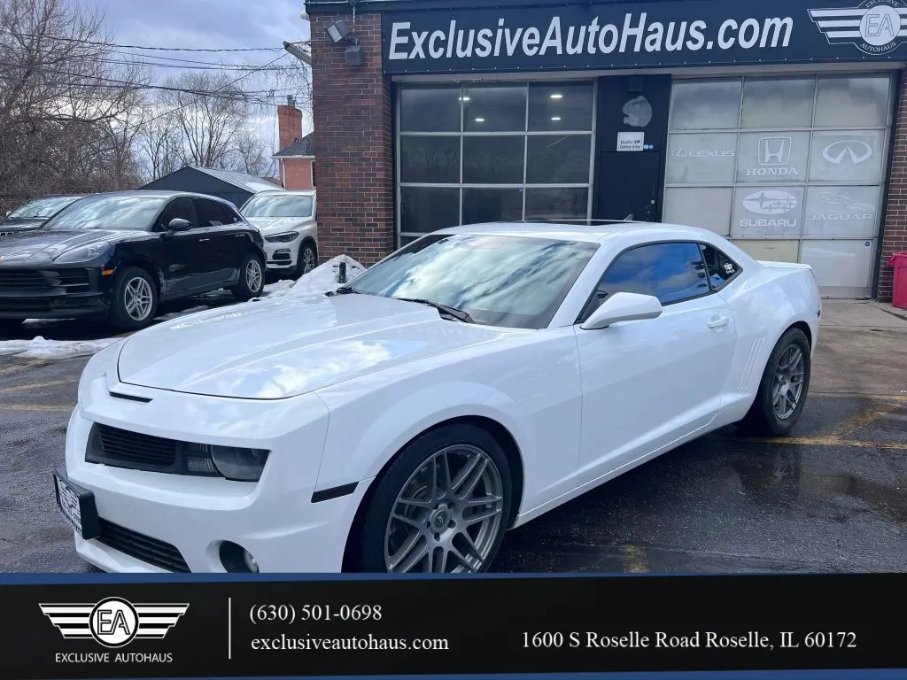 White 2011 Chevrolet Camaro SS Coupe 2D for sale in Roselle, IL