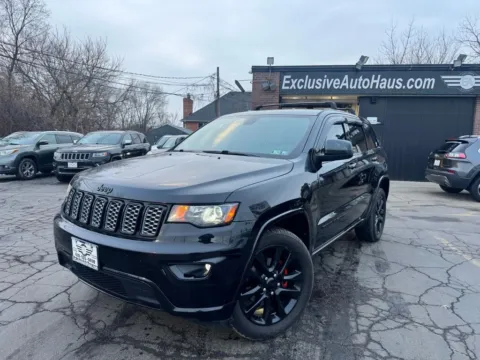 Photos of 2017 Jeep Grand Cherokee Altitude Sport Utility 4D for sale in Roselle, IL at Exclusive Autohaus - Roselle