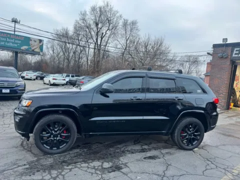 Another view of 2017 Jeep Grand Cherokee Altitude Sport Utility 4D for sale in Roselle, IL at Exclusive Autohaus - Roselle