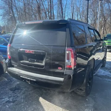 More photos of 2019 GMC Yukon SLT Sport Utility 4D at Exclusive Autohaus - Roselle, IL