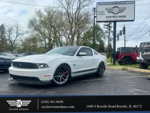 White 2012 Ford Mustang GT Premium Coupe 2D for sale in Roselle, IL