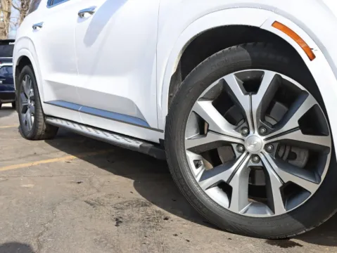 More photos of 2021 Hyundai Palisade Limited Sport Utility 4D at Exclusive Autohaus - Roselle, IL