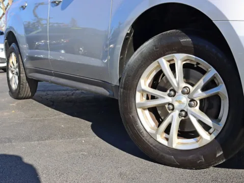 More photos of 2016 Chevrolet Equinox LT Sport Utility 4D at Exclusive Autohaus - Roselle, IL