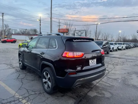 More photos of 2019 Jeep Cherokee Limited Sport Utility 4D at Exclusive Autohaus - Roselle, IL