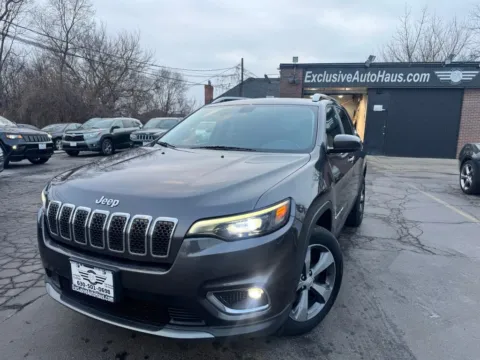 Photos of 2019 Jeep Cherokee Limited Sport Utility 4D for sale in Roselle, IL at Exclusive Autohaus - Roselle