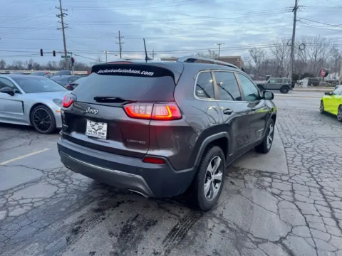 More photos of 2019 Jeep Cherokee Limited Sport Utility 4D at Exclusive Autohaus - Roselle, IL