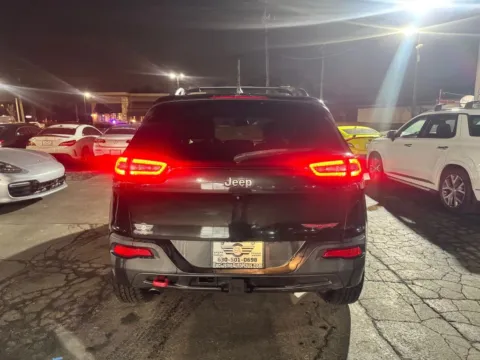 More photos of 2014 Jeep Cherokee TrailHawk Sport Utility 4D at Exclusive Autohaus - Roselle, IL