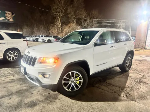 Photos of 2015 Jeep Grand Cherokee Limited Sport Utility 4D for sale in Roselle, IL at Exclusive Autohaus - Roselle