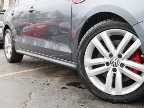 More photos of 2014 Volkswagen Jetta 2.0T GLI Sedan 4D at Exclusive Autohaus - Roselle, IL