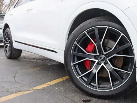 More photos of 2019 Audi Q8 Premium Plus Sport Utility 4D at Exclusive Autohaus - Roselle, IL