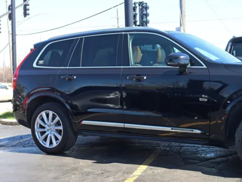 More photos of 2016 Volvo XC90 T8 Inscription Sport Utility 4D at Exclusive Autohaus - Roselle, IL