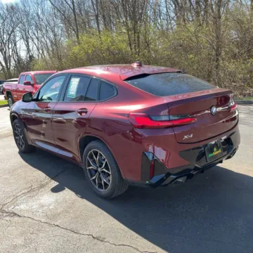 Another view of 2023 BMW X4 xDrive30i Sport Utility 4D for sale in Roselle, IL at Exclusive Autohaus - Roselle