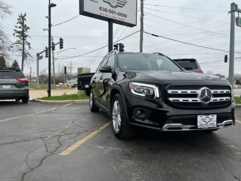 More photos of 2021 Mercedes-Benz GLB 250 4MATIC Sport Utility 4D at Exclusive Autohaus - Roselle, IL