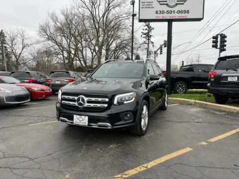 Photos of 2021 Mercedes-Benz GLB 250 4MATIC Sport Utility 4D for sale in Roselle, IL at Exclusive Autohaus - Roselle