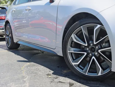 More photos of 2020 Toyota Corolla SE Sedan 4D at Exclusive Autohaus - Roselle, IL