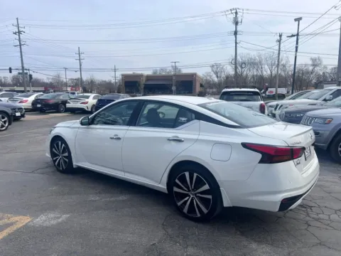 Another view of 2019 Nissan Altima 2.5 Platinum Sedan 4D for sale in Roselle, IL at Exclusive Autohaus - Roselle