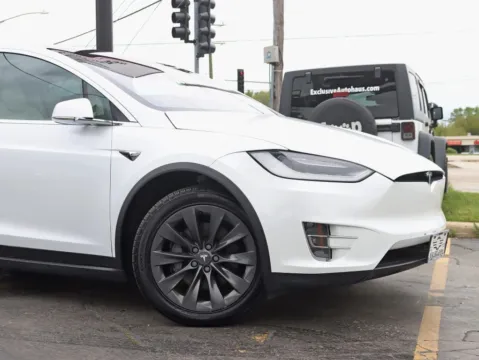 Another view of 2018 Tesla Model X 100D Sport Utility 4D for sale in Roselle, IL at Exclusive Autohaus - Roselle
