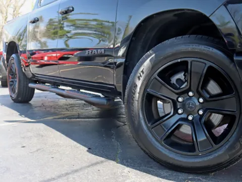 More photos of 2020 Ram 1500 Crew Cab Big Horn Pickup 4D 5 1/2 ft at Exclusive Autohaus - Roselle, IL