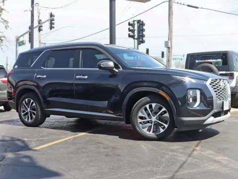 Another view of 2021 Hyundai Palisade SEL Sport Utility 4D for sale in Roselle, IL at Exclusive Autohaus - Roselle