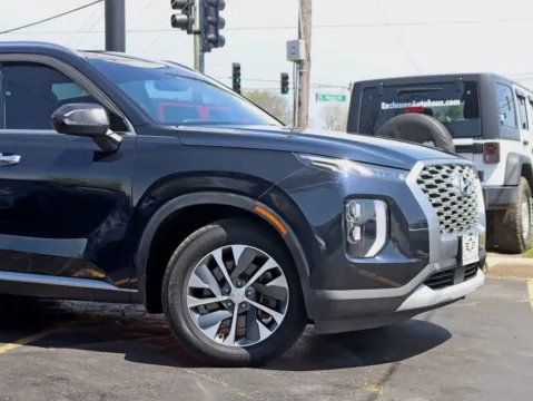Another view of 2021 Hyundai Palisade SEL Sport Utility 4D for sale in Roselle, IL at Exclusive Autohaus - Roselle