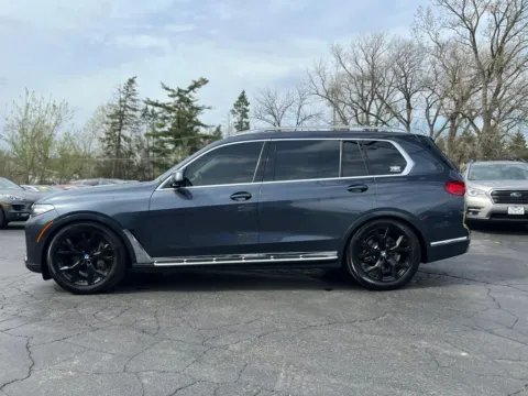 Photos of 2019 BMW X7 xDrive40i Sport Utility 4D for sale in Roselle, IL at Exclusive Autohaus - Roselle