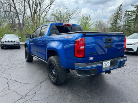 More photos of 2019 Chevrolet Colorado Crew Cab Z71 Pickup 4D 5 ft at Exclusive Autohaus - Roselle, IL