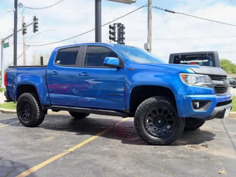 Another view of 2019 Chevrolet Colorado Crew Cab Z71 Pickup 4D 5 ft for sale in Roselle, IL at Exclusive Autohaus - Roselle
