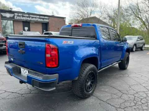More photos of 2019 Chevrolet Colorado Crew Cab Z71 Pickup 4D 5 ft at Exclusive Autohaus - Roselle, IL