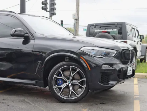Another view of 2020 BMW X5 M50i Sport Utility 4D for sale in Roselle, IL at Exclusive Autohaus - Roselle
