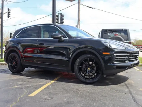 Photos of 2020 Porsche Cayenne Sport Utility 4D for sale in Roselle, IL at Exclusive Autohaus - Roselle