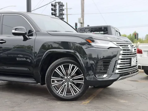 Another view of 2024 Lexus LX 600 Luxury Sport Utility 4D for sale in Roselle, IL at Exclusive Autohaus - Roselle