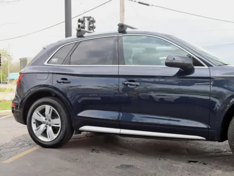 More photos of 2019 Audi Q5 Premium Plus Sport Utility 4D at Exclusive Autohaus - Roselle, IL