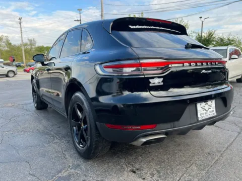 More photos of 2021 Porsche Macan Sport Utility 4D at Exclusive Autohaus - Roselle, IL