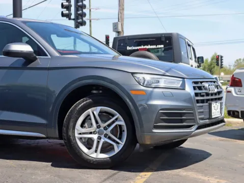 Another view of 2019 Audi Q5 Premium Sport Utility 4D for sale in Roselle, IL at Exclusive Autohaus - Roselle