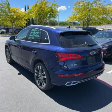 More photos of 2018 Audi SQ5 Premium Plus Sport Utility 4D at Exclusive Autohaus - Roselle, IL