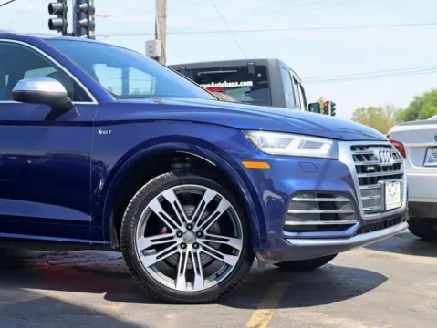 Another view of 2018 Audi SQ5 Premium Plus Sport Utility 4D for sale in Roselle, IL at Exclusive Autohaus - Roselle