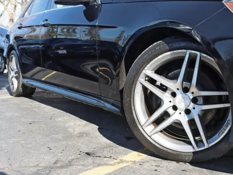 More photos of 2014 Mercedes-Benz E-Class E 350 4MATIC Sedan 4D at Exclusive Autohaus - Roselle, IL