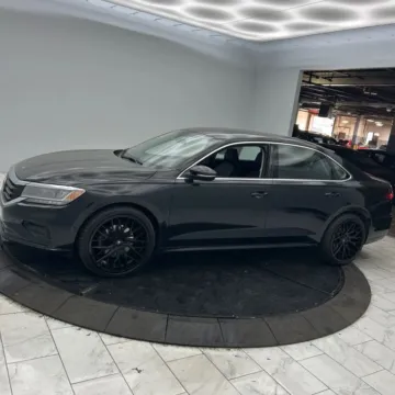 Photos of 2020 Volkswagen Passat SEL Sedan 4D for sale in Roselle, IL at Exclusive Autohaus - Roselle