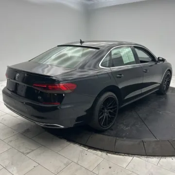 More photos of 2020 Volkswagen Passat SEL Sedan 4D at Exclusive Autohaus - Roselle, IL
