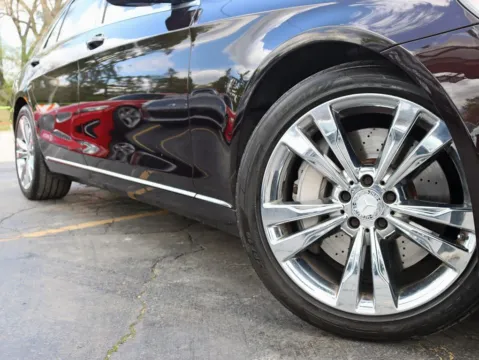 More photos of 2015 Mercedes-Benz S-Class S 550 4MATIC Sedan 4D at Exclusive Autohaus - Roselle, IL