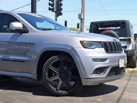 More photos of 2018 Jeep Grand Cherokee High Altitude Sport Utility 4D at Exclusive Autohaus - Roselle, IL