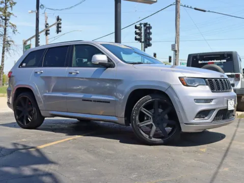 Another view of 2018 Jeep Grand Cherokee High Altitude Sport Utility 4D for sale in Roselle, IL at Exclusive Autohaus - Roselle