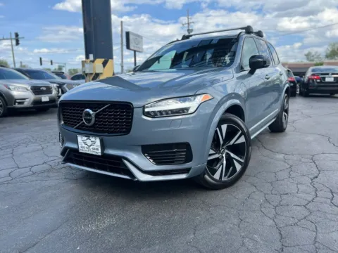 More photos of 2021 Volvo XC90 T8 R-Design Recharge Plug-In Hybrid Sport Utility 4D at Exclusive Autohaus - Roselle, IL