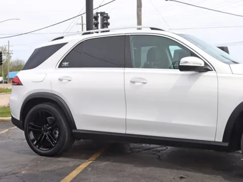 More photos of 2020 Mercedes-Benz GLE 350 4MATIC Sport Utility 4D at Exclusive Autohaus - Roselle, IL
