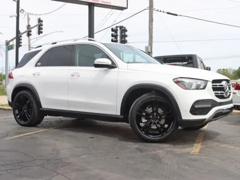 Photos of 2020 Mercedes-Benz GLE 350 4MATIC Sport Utility 4D for sale in Roselle, IL at Exclusive Autohaus - Roselle