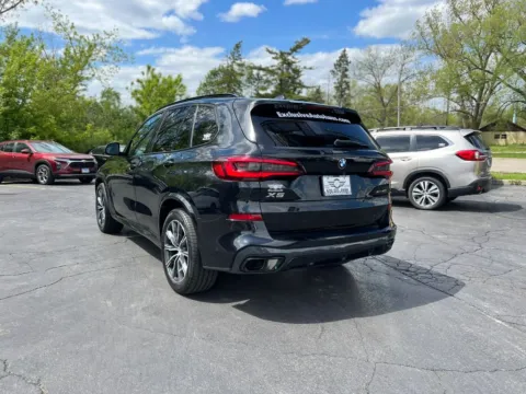 More photos of 2022 BMW X5 xDrive40i Sport Utility 4D at Exclusive Autohaus - Roselle, IL
