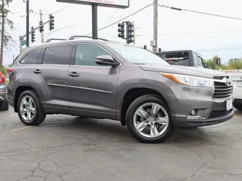 Photos of 2014 Toyota Highlander Limited Platinum Sport Utility 4D for sale in Roselle, IL at Exclusive Autohaus - Roselle