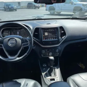 More photos of 2017 Jeep Cherokee Limited Sport Utility 4D at Exclusive Autohaus - Roselle, IL