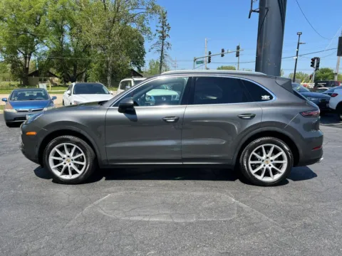 Another view of 2019 Porsche Cayenne Sport Utility 4D for sale in Roselle, IL at Exclusive Autohaus - Roselle