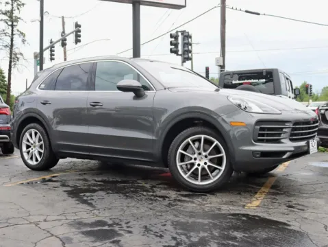 Photos of 2019 Porsche Cayenne Sport Utility 4D for sale in Roselle, IL at Exclusive Autohaus - Roselle